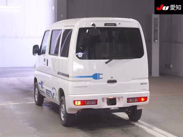 MITSUBISHI MINICAB MIEV