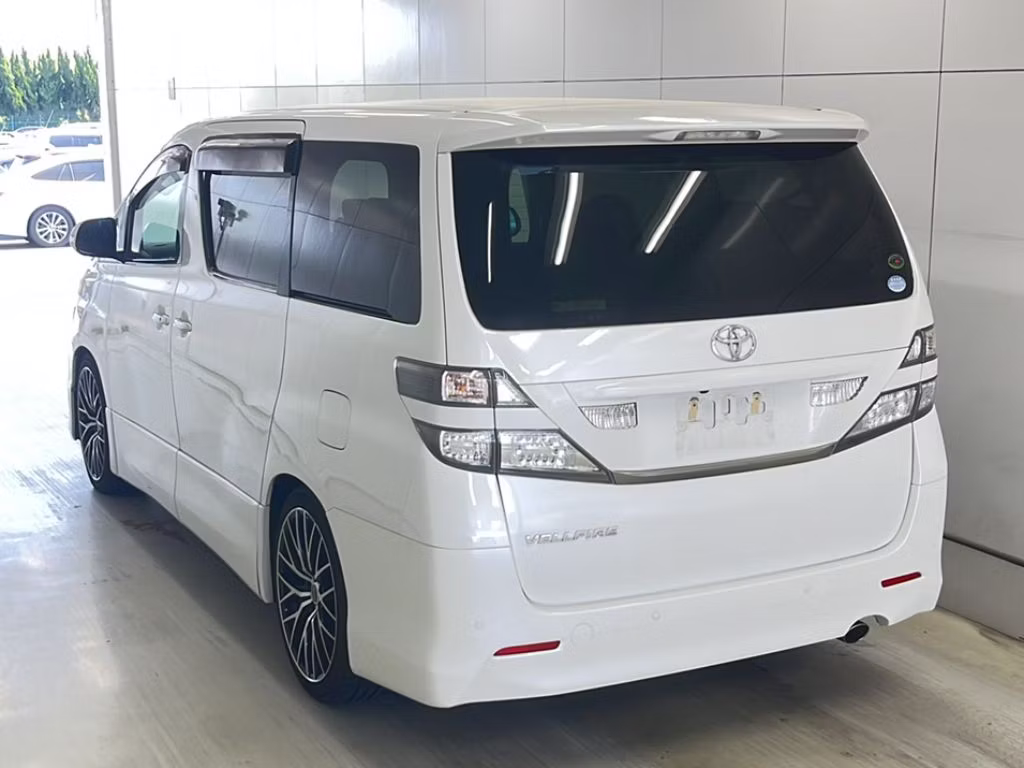 TOYOTA VELLFIRE