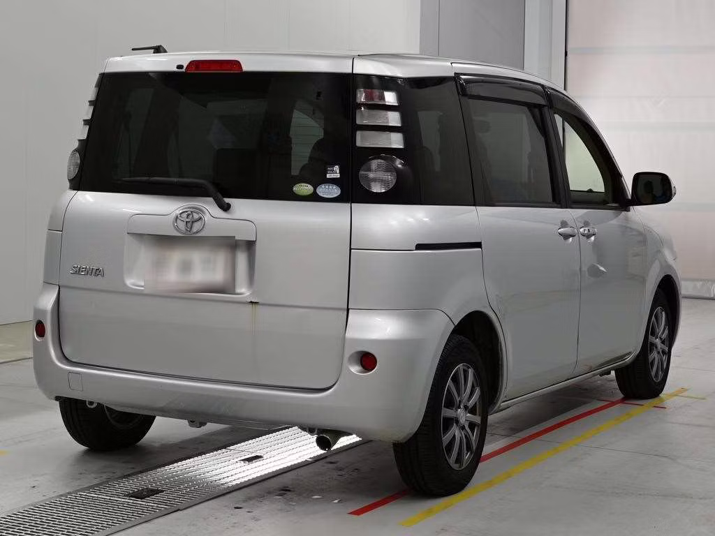 TOYOTA SIENTA