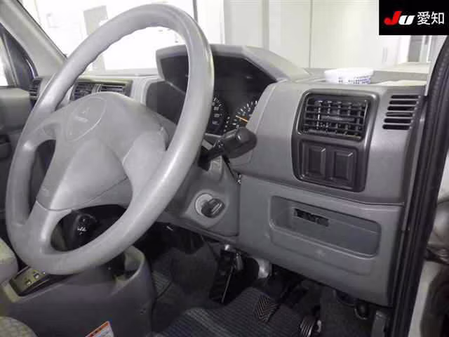 MITSUBISHI TOWN BOX