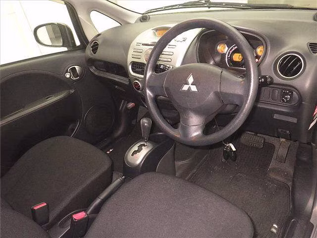 MITSUBISHI I
