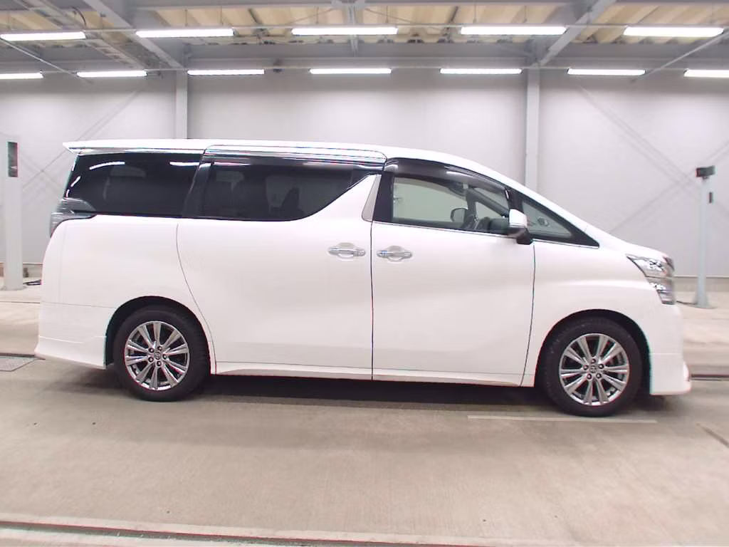 TOYOTA VELLFIRE