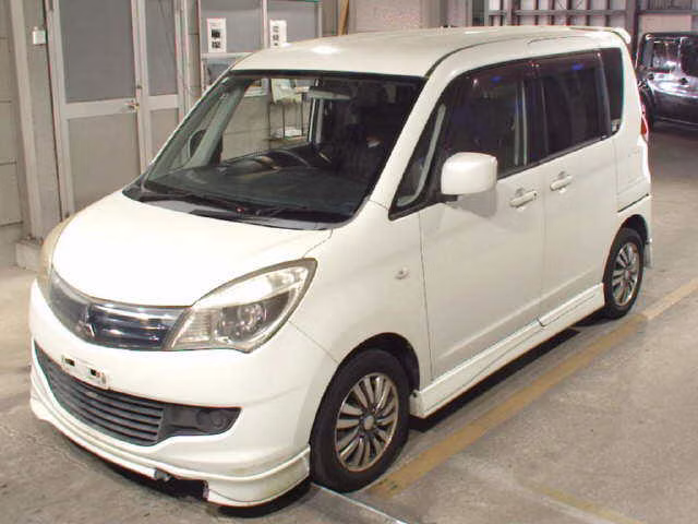 MITSUBISHI DELICA D:2