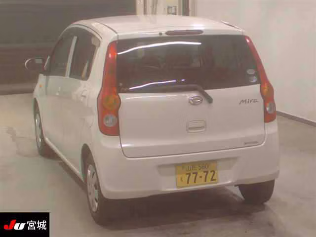 DAIHATSU MIRA