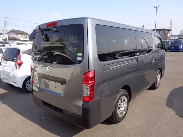 NISSAN CARAVAN