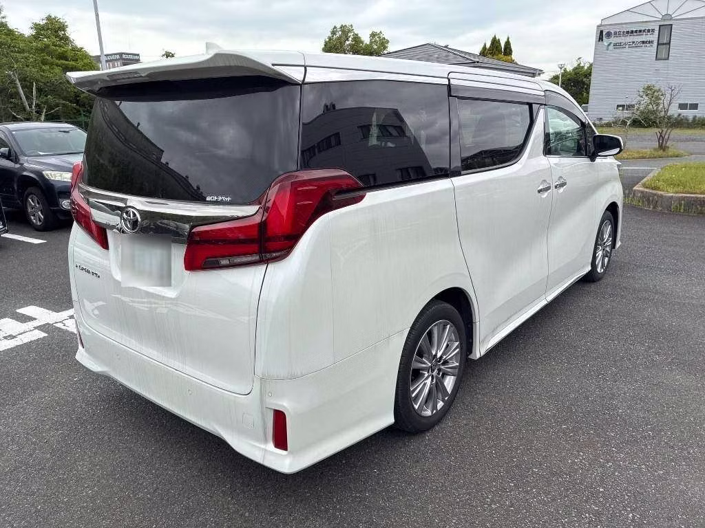 TOYOTA ALPHARD