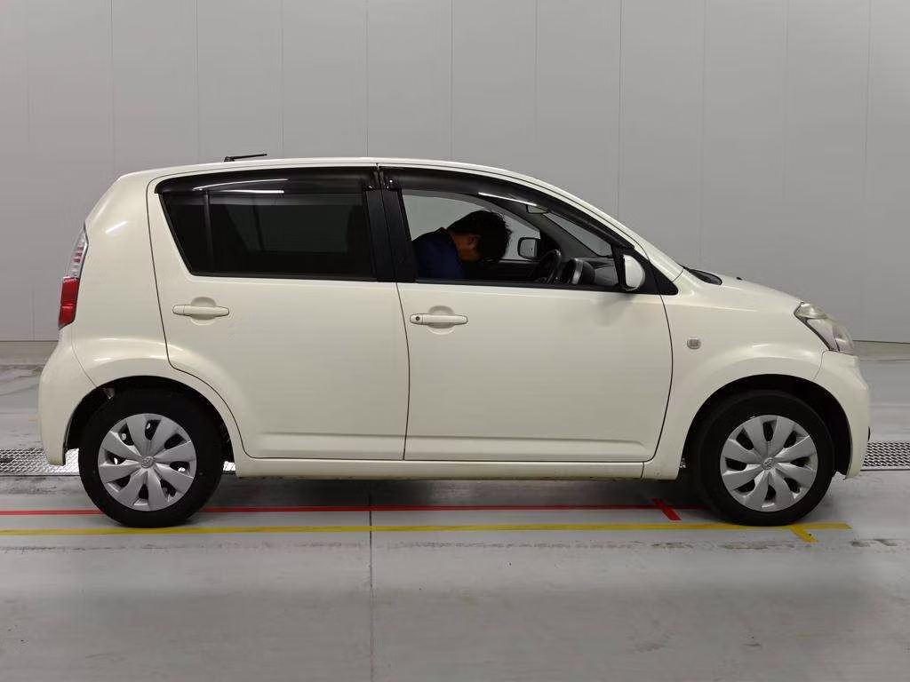 TOYOTA PASSO
