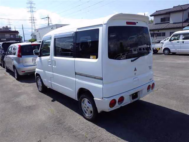 MITSUBISHI TOWN BOX