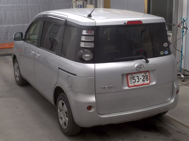 TOYOTA SIENTA