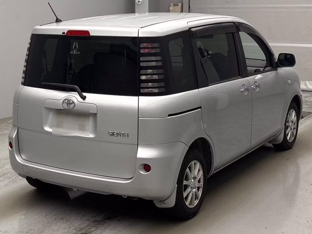 TOYOTA SIENTA