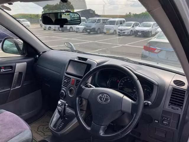TOYOTA RUSH