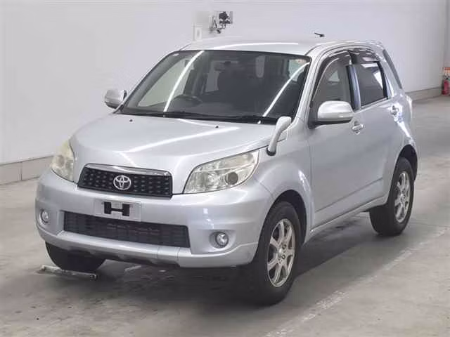 TOYOTA RUSH