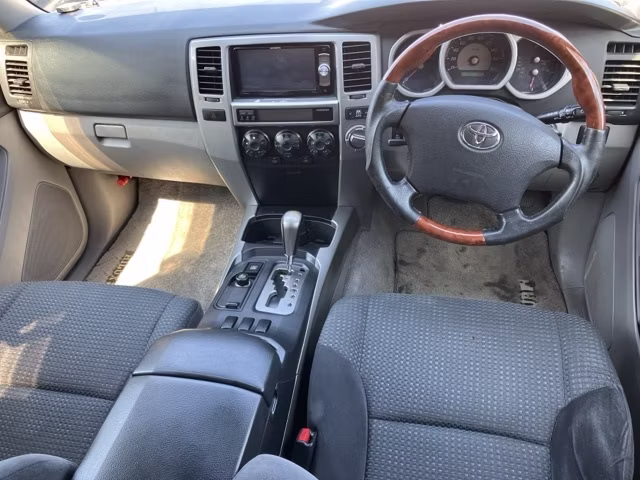 TOYOTA HILUX SURF
