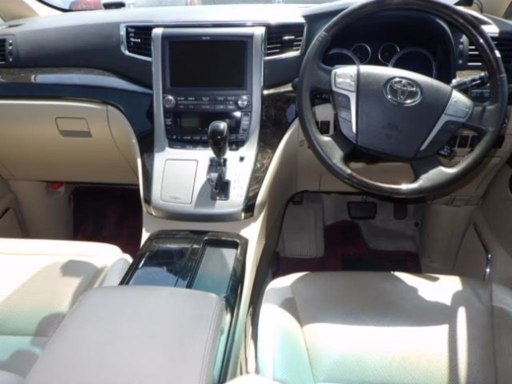 TOYOTA ALPHARD
