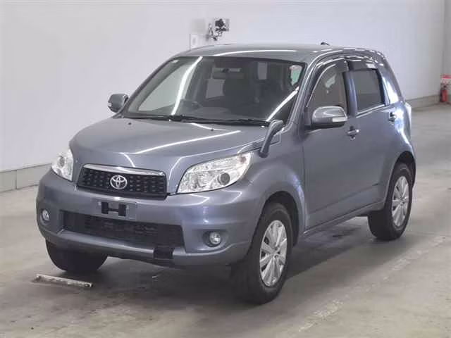 TOYOTA RUSH