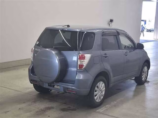TOYOTA RUSH