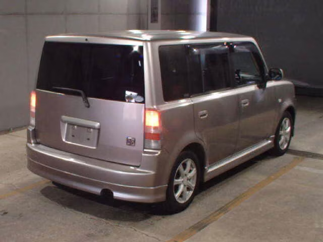TOYOTA BB