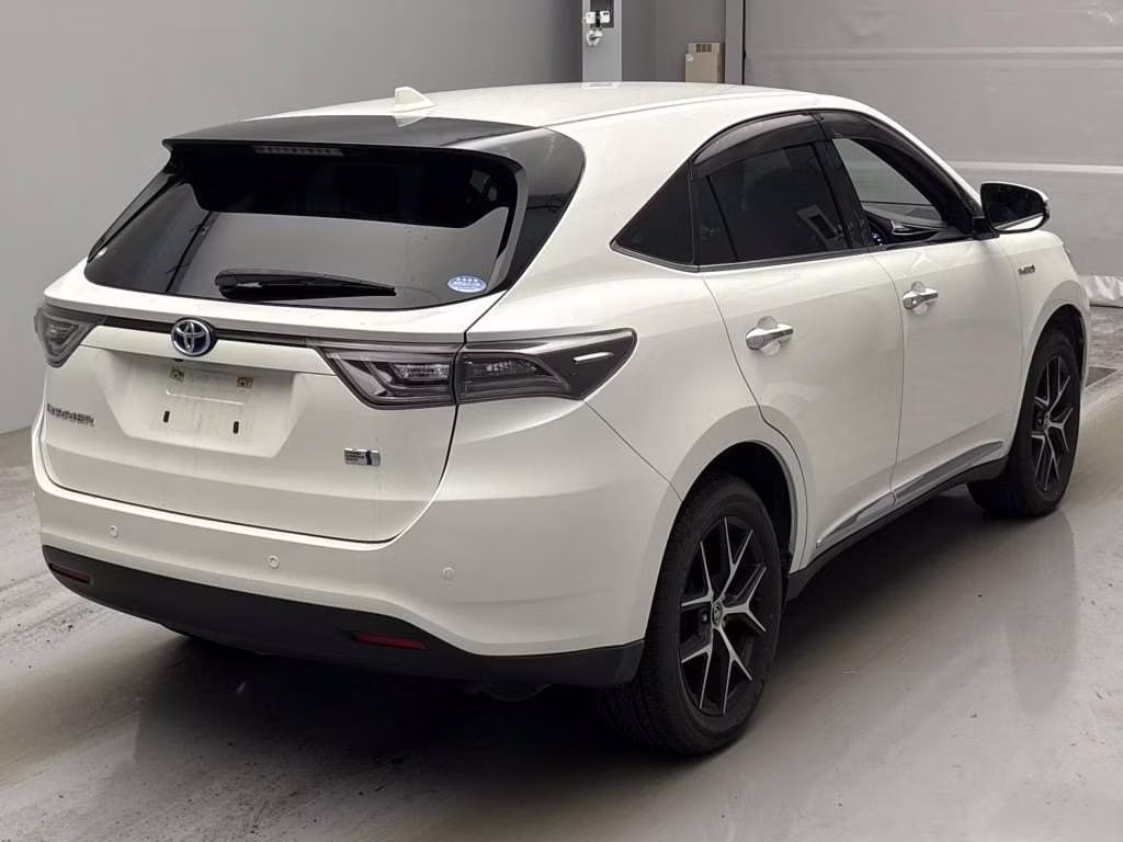 TOYOTA HARRIER