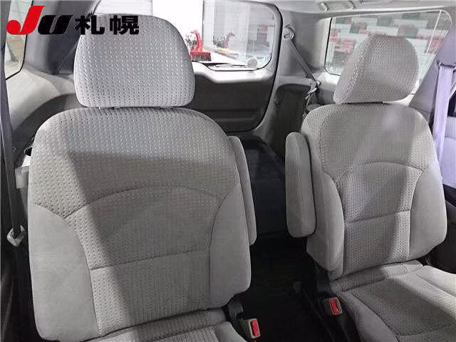 MITSUBISHI GRANDIS