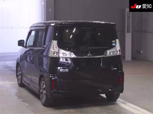MITSUBISHI DELICA D:2