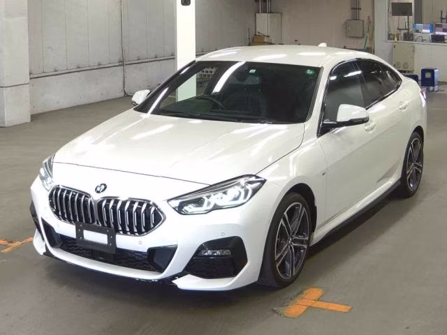 BMW 1-SERIES