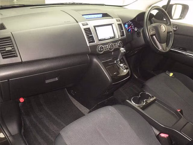 MAZDA MPV