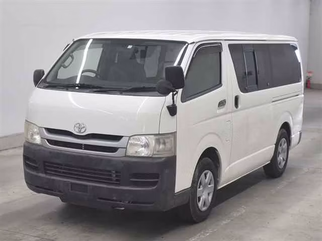 TOYOTA REGIUS ACE