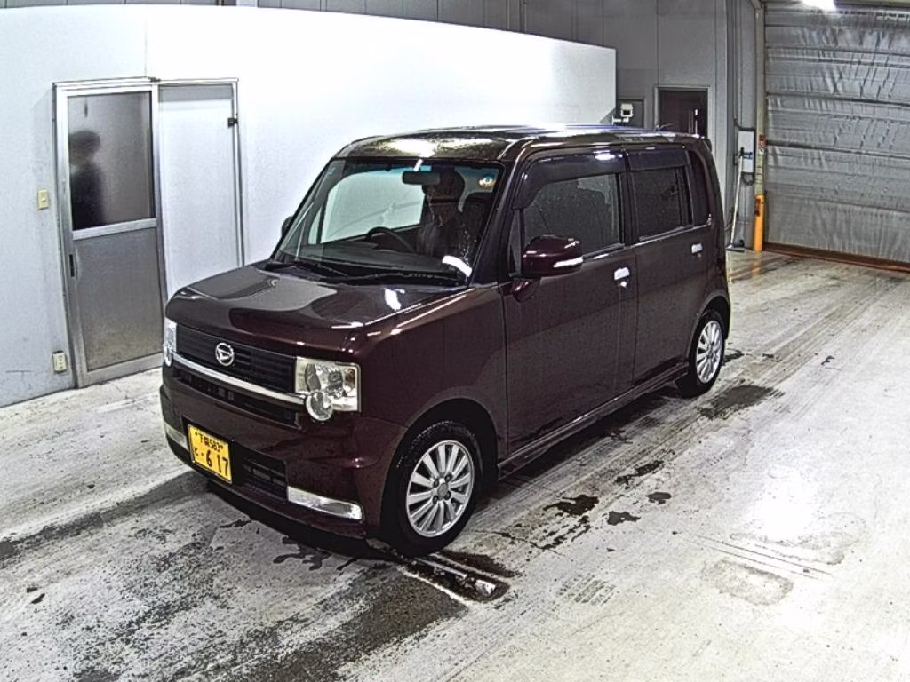 DAIHATSU MOVE CONTE