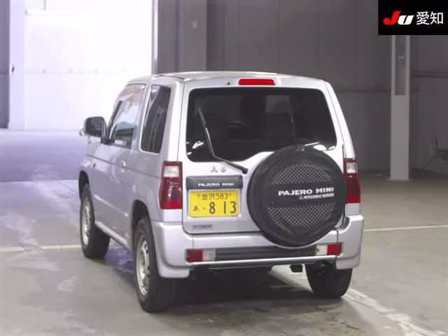 MITSUBISHI PAJERO MINI