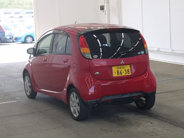MITSUBISHI I