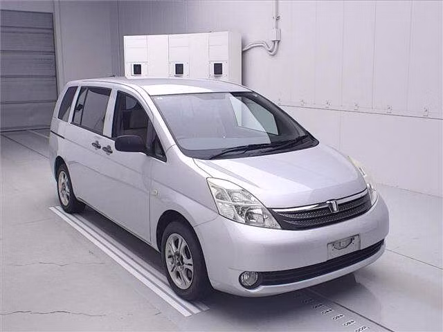 TOYOTA ISIS