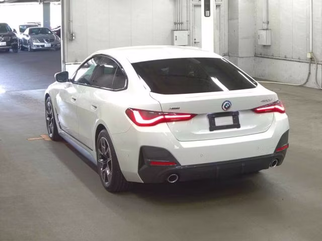 BMW 4-SERIES