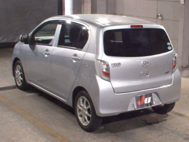 TOYOTA PIXIS EPOCH