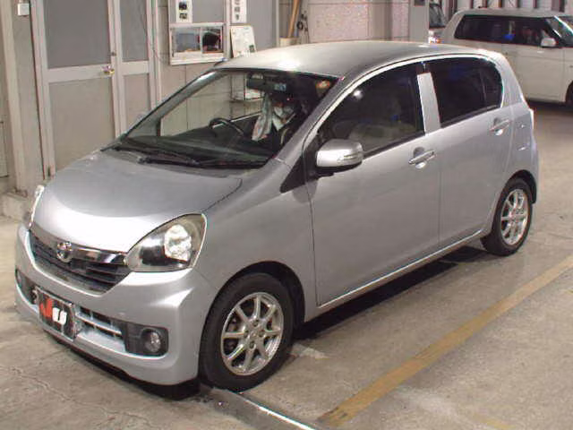 TOYOTA PIXIS EPOCH