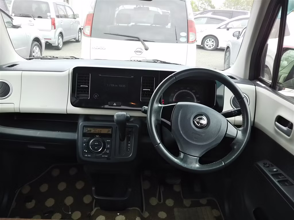 NISSAN MOCO