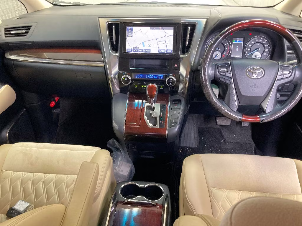 TOYOTA ALPHARD