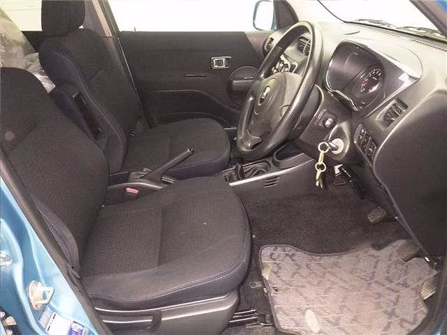 DAIHATSU TERIOS KID