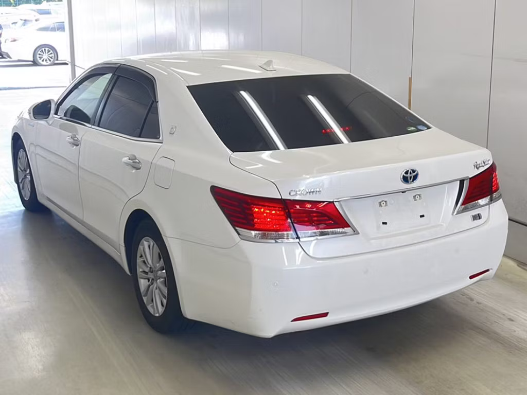 TOYOTA CROWN