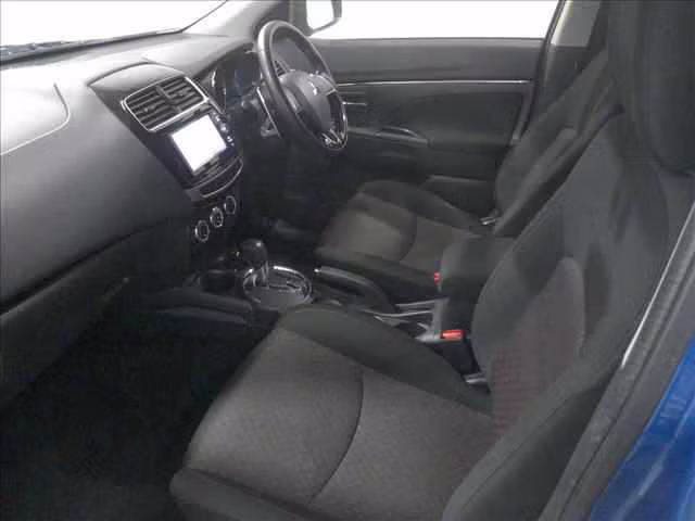 MITSUBISHI RVR