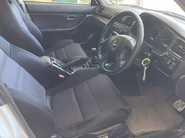 SUBARU LEGACY