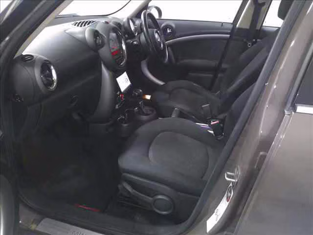 MINI CROSSOVER