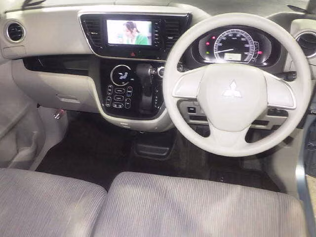 MITSUBISHI EK SPACE