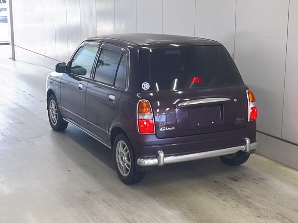 DAIHATSU MIRA GINO