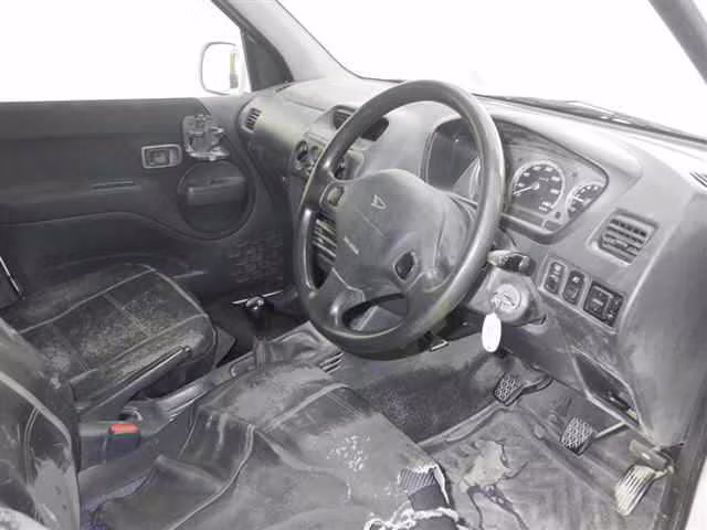 DAIHATSU TERIOS KID