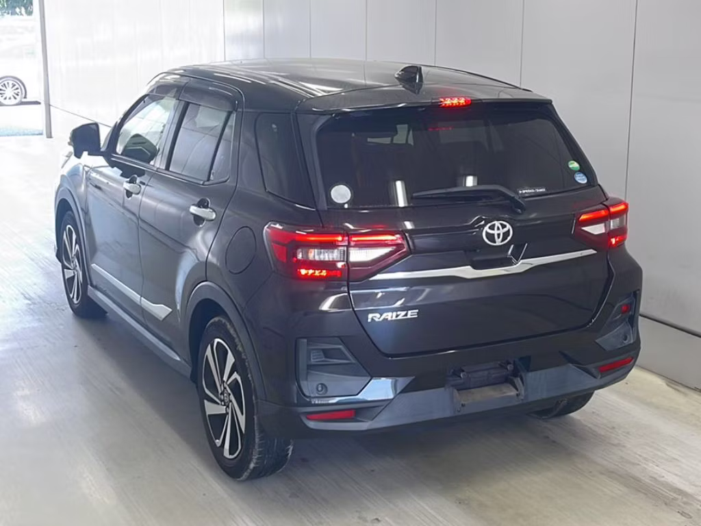 TOYOTA RAIZE