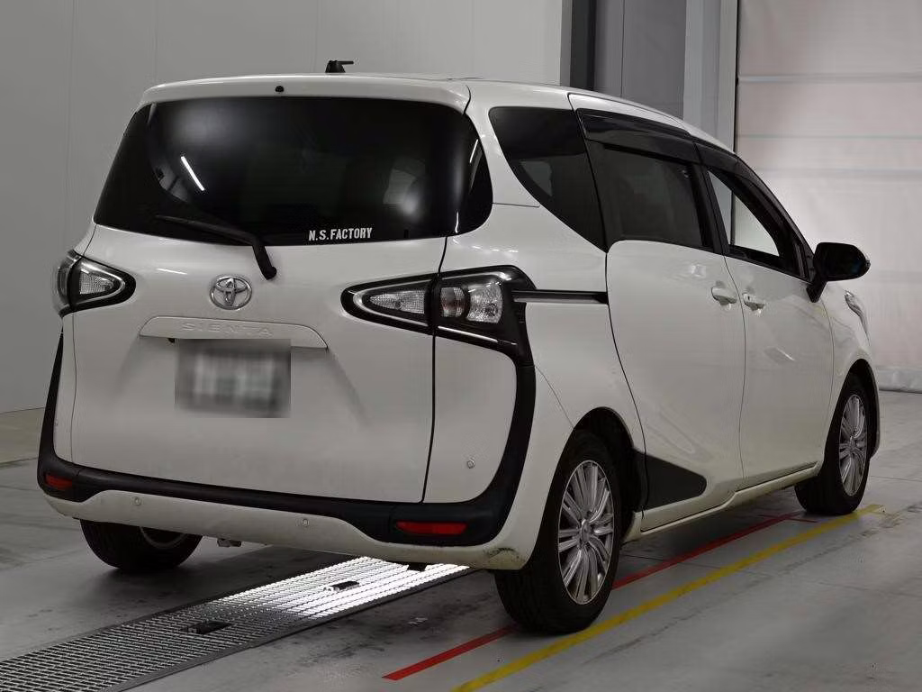 TOYOTA SIENTA