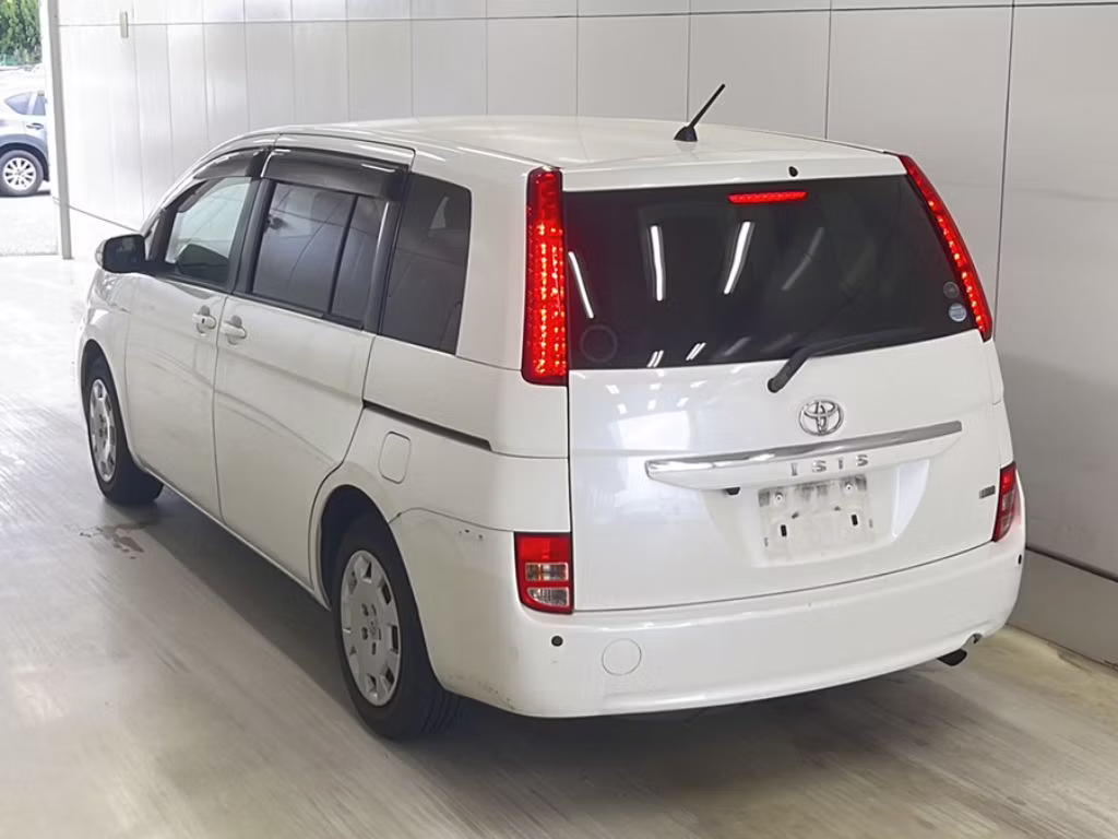TOYOTA ISIS