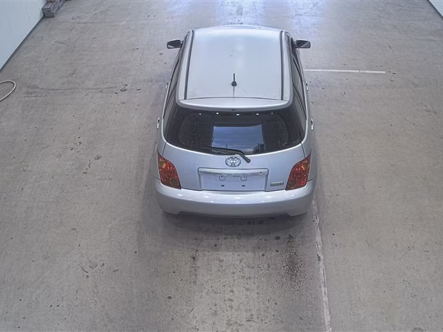 TOYOTA IST