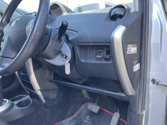 TOYOTA IST