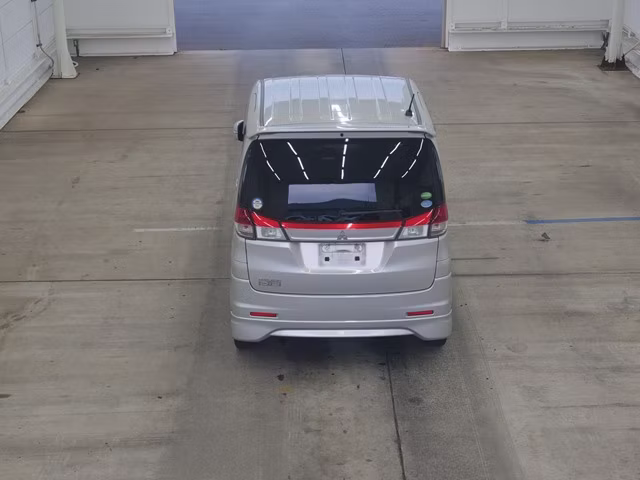 MITSUBISHI DELICA D:2